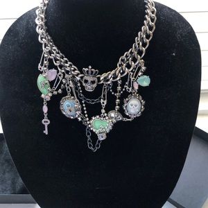 Betsy Johnson skull necklace